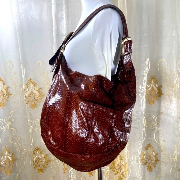 GLEN ARTHUR PYTHON Multiple Way FillAll Real Humanely Farmed Charity Large Bag - Picture 3 of 17